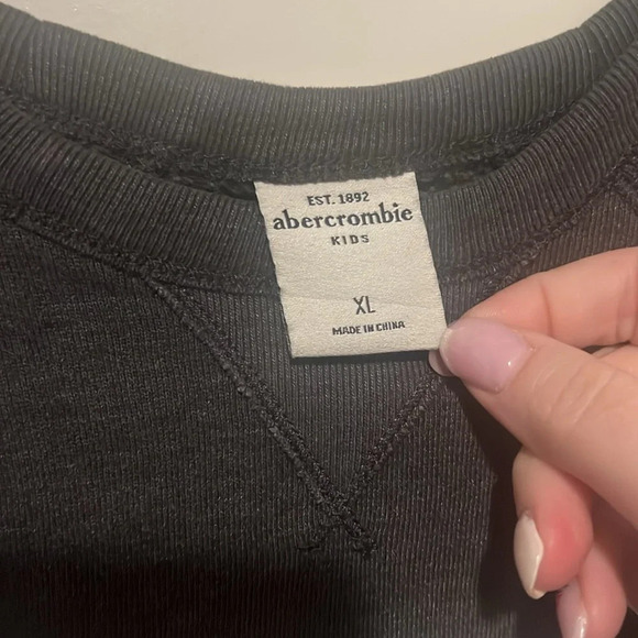 Abercrombie Kids size XL light sweater super soft dark grey Y2K - Picture 4 of 5